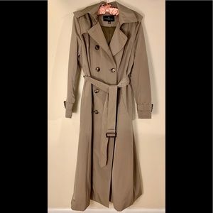 CLASSIC! Perfect London Fog Trench Coat (long)